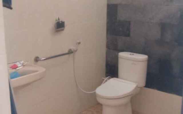Pringsewu Craft Homestay - Hostel