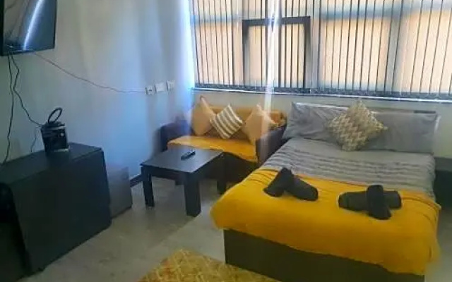 City Centre Corporate Studio Apartments