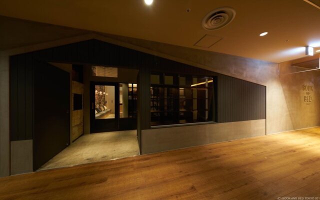 BOOK AND BED TOKYO FUKUOKA - Hostel