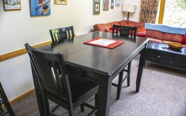 Premier Condo completely renovated Highridge C8