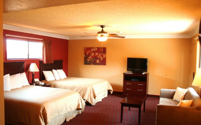 Pacific Inn and Suites