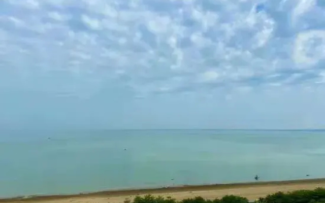 Beibuwan Yihao Zhijia Seaview Holiday Hotel