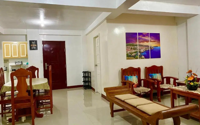 Vacation House in Baguio with Amazing Sunset Views