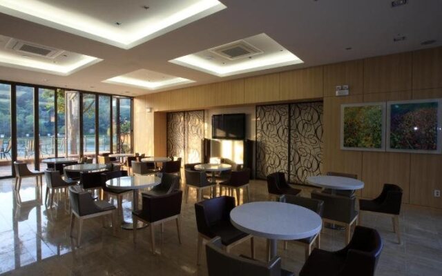 Chereville Spa Tourist Hotel
