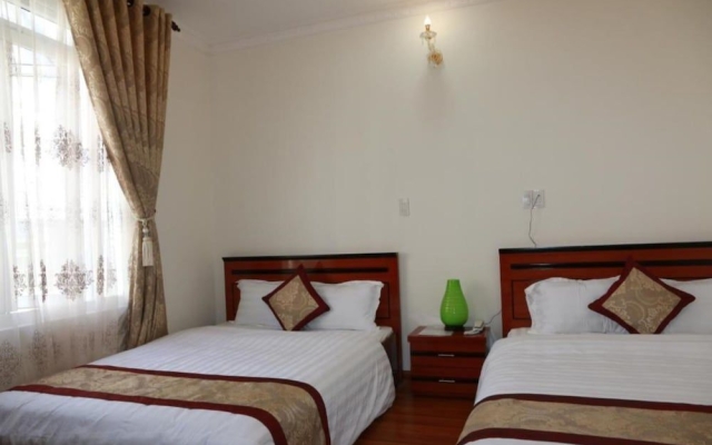 Dang Uyen Hotel