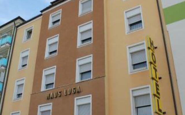 Hotel Luga