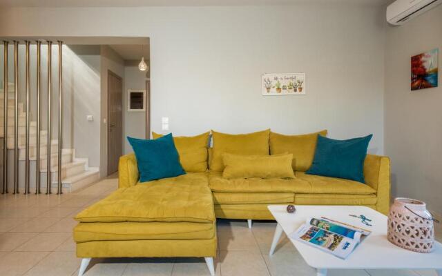 Astarte Villas - Asante 5 Bedroom Villa with Private Pool