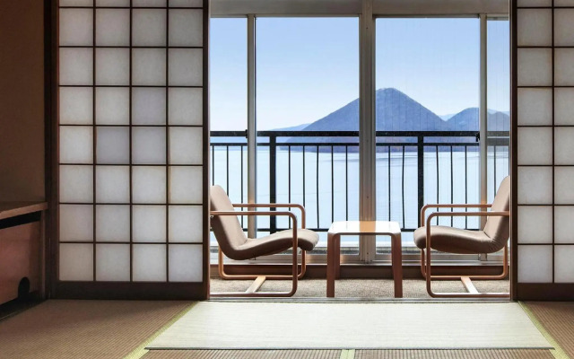 Zekkei No Yuyado Toya Kohantei Ryokan Abuta