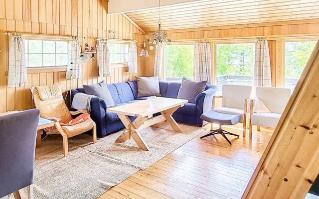 10 Person Holiday Home in Aseral