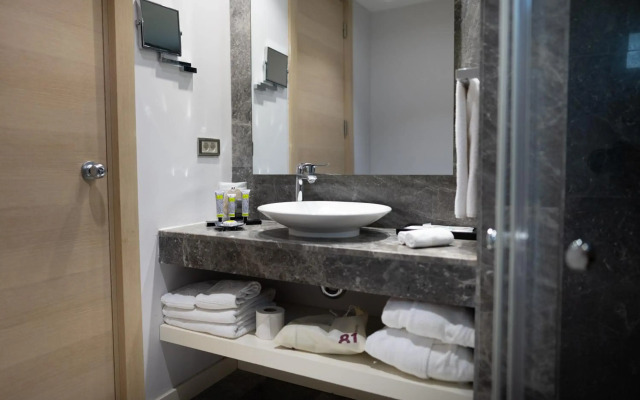 No 81 Hotel