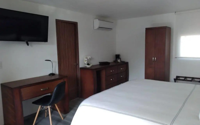 Suites Arboleda 215