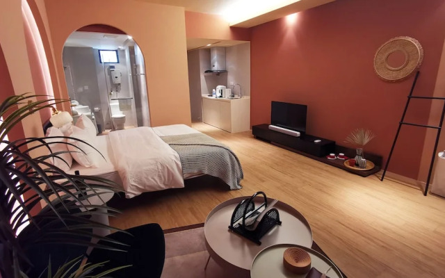 W O O K A Hotel