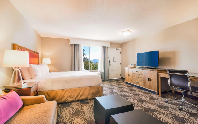 Radisson Hotel San Diego-Rancho Bernardo