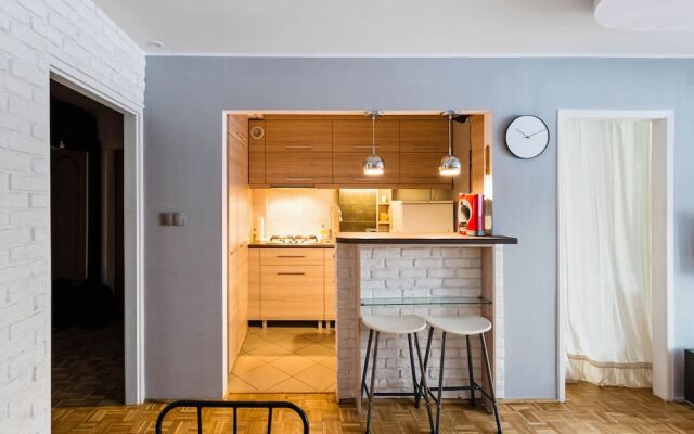 Solec Vistula Apartment