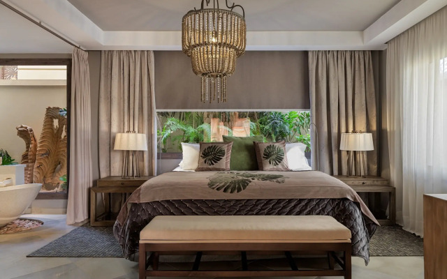 Royal River, Luxury Hotel - Adults Only