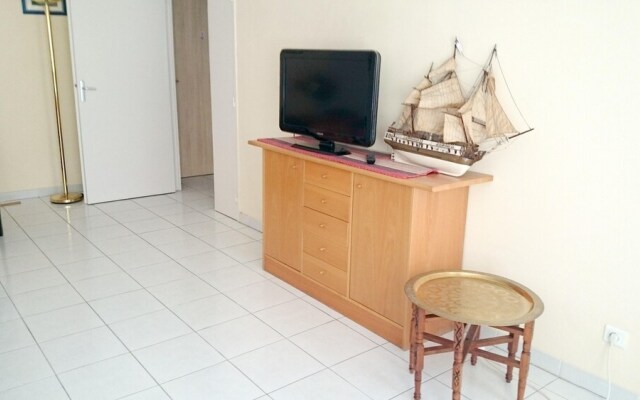 Apartment Rue Leon Gautier