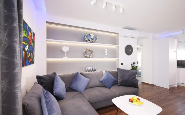 Apartment Larga - AE1569