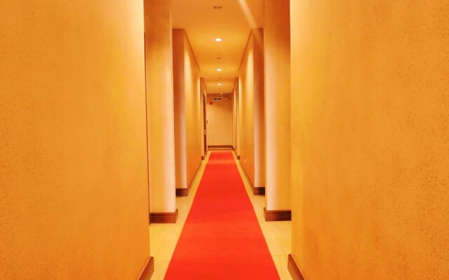 Country Chateau Hotel