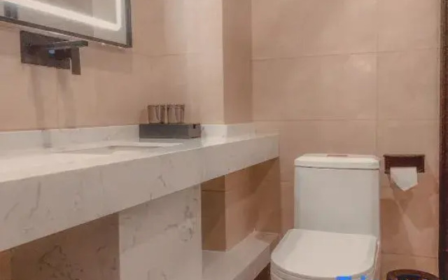 Shankee Hotel (Bome Passenger Station)