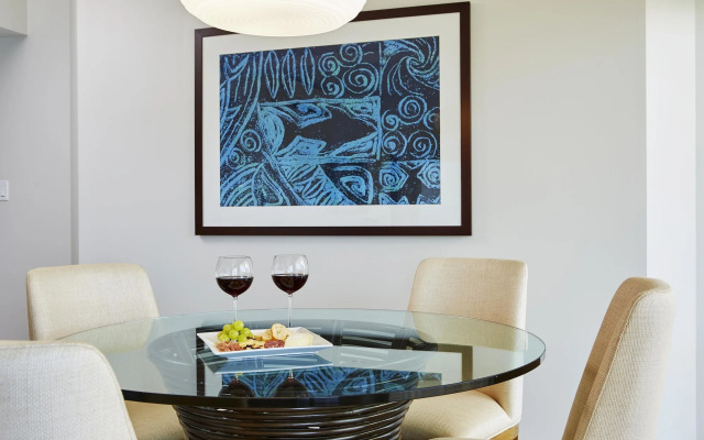 Ilikai Hotel & Luxury Suites