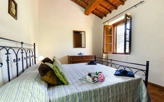 Spacious Cottage in Buti