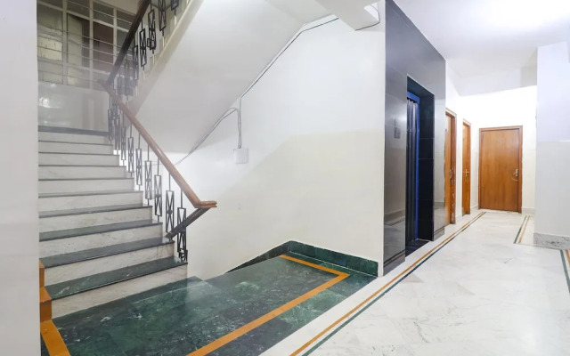 FabHotel Nand