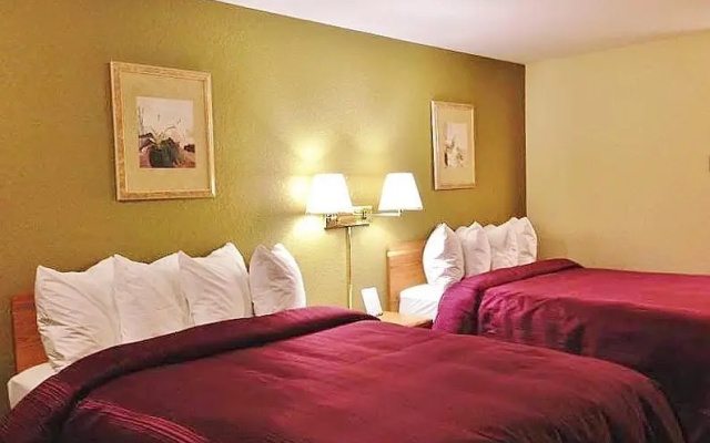 Ferryman Inn and Suites