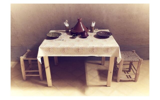 Khamlia Desert Bed & Breakfast