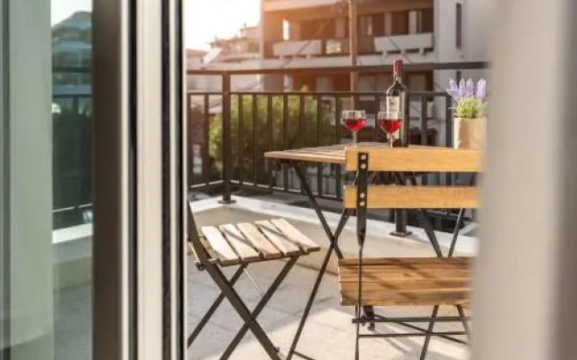 TownHall Apartment