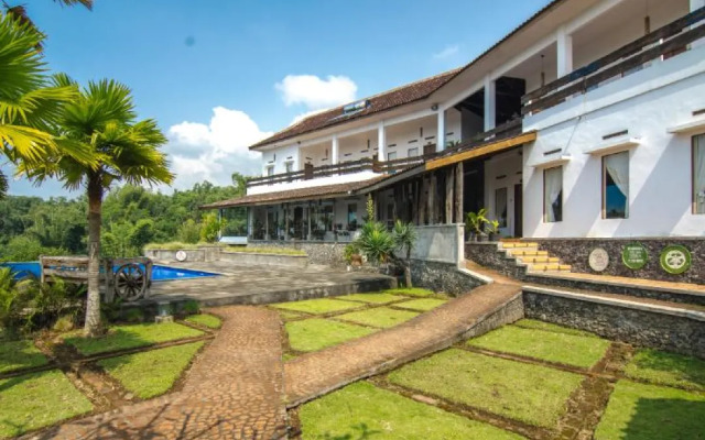 Kampung Lumbung Boutique Hotel