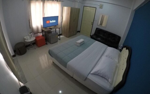 Bun Som Apartment
