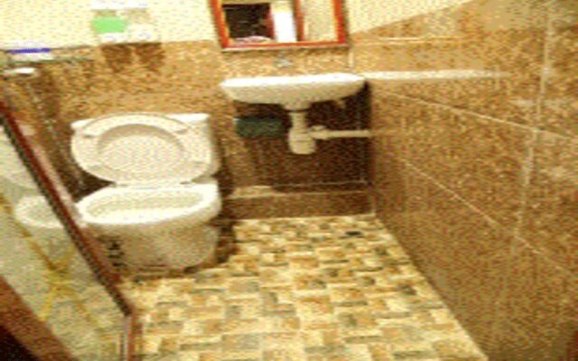 Everest Inn Guest House