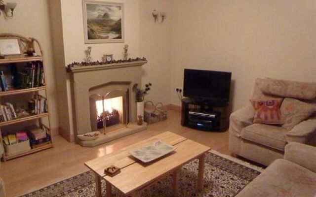 Longcroft View