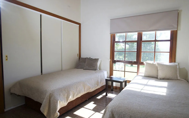 Clarendon Forest Retreat