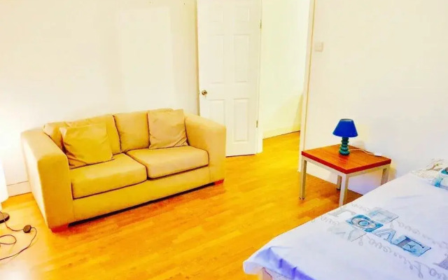 Wilson Grove Apartment - Bermondsey