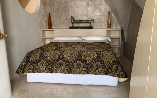 Salapolis Luxury Apartments