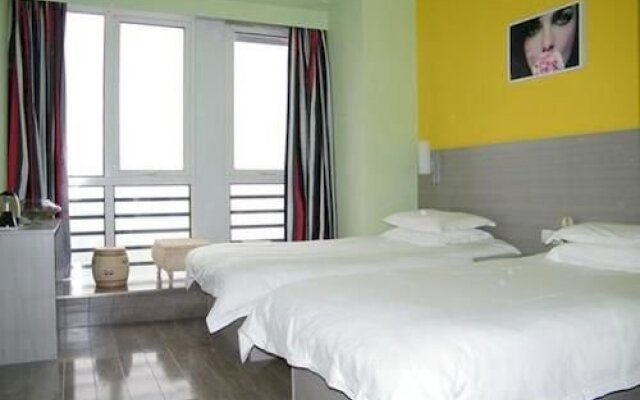 Laiyin Junting Business Hotel