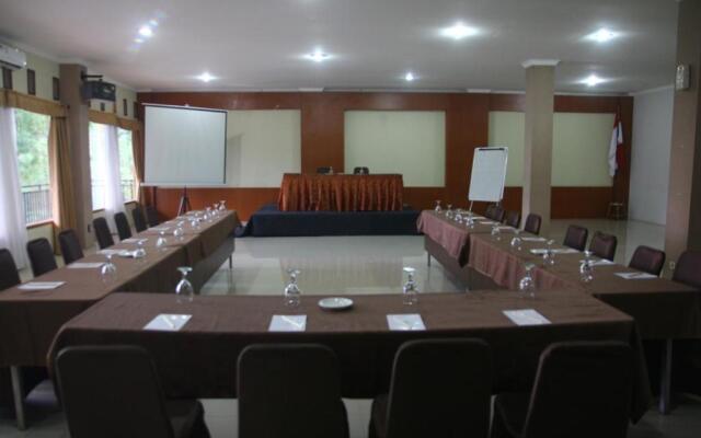 Albero Hotel Bogor