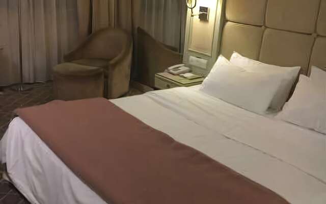 Starway Hotel