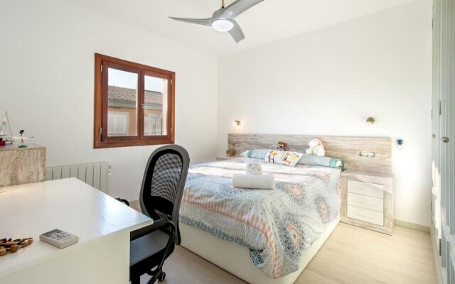 House - 3 Bedrooms with Pool and WiFi - 107616