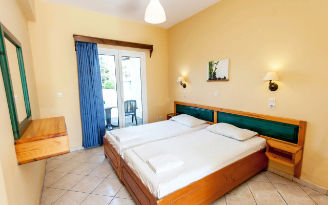 Koulouris Beach Hotel
