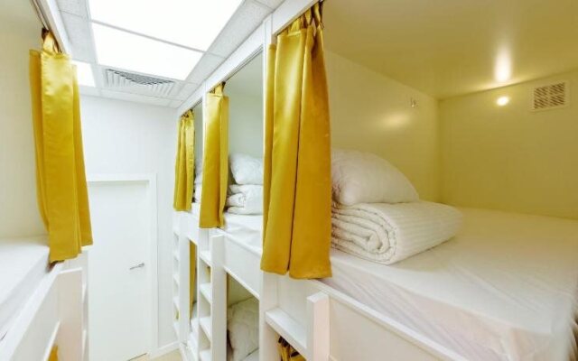 Hostel Кit