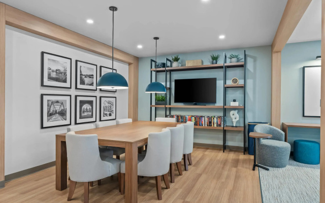 Everhome Suites Somerset - South Brunswick by Choice Hotels