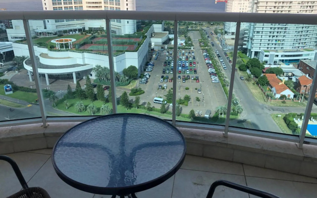 Casino Tower - Departamento Piso 18