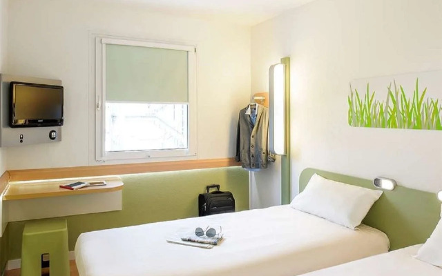 ibis budget Fréjus Saint-Raphaël Capitou A8