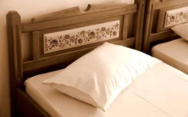 Fikas Hotel
