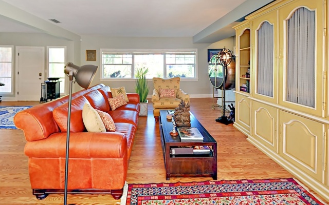 Pershing Way - 4 Br Home