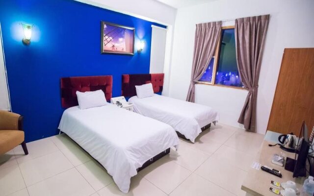 Rainbowtown Hotel