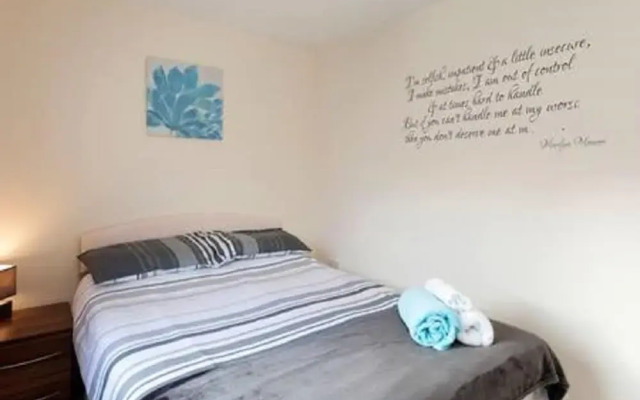 Malsbury Avenue Apartment