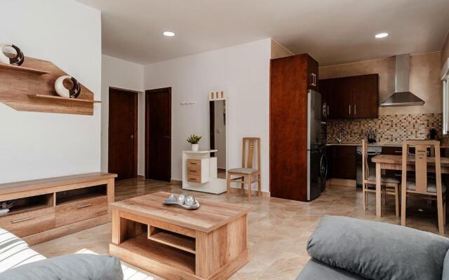 Rural house with private pool, new and beautiful garden